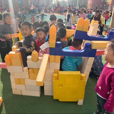 广饶街道锦湖幼儿园小四班——拼插搭建我最行