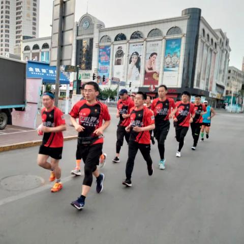 每个成人的世界里都有一个美丽的童年