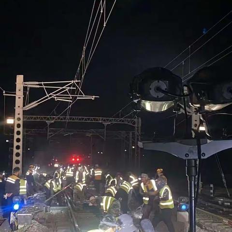 聚焦“四保”目标任务夯实线路设备基础