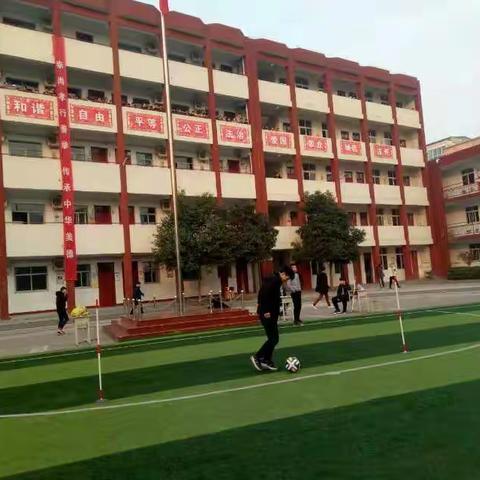 西街学校九年级体育测试掠影