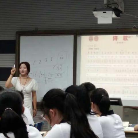 一节激情张扬的音乐课――杵歌