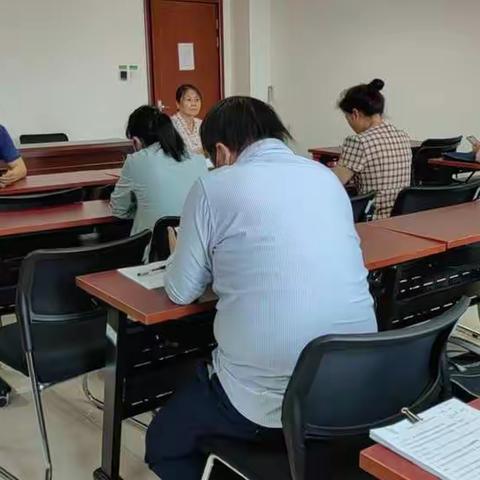 大观园街道人社中心 积极做好小微企业一次性创业补贴工作