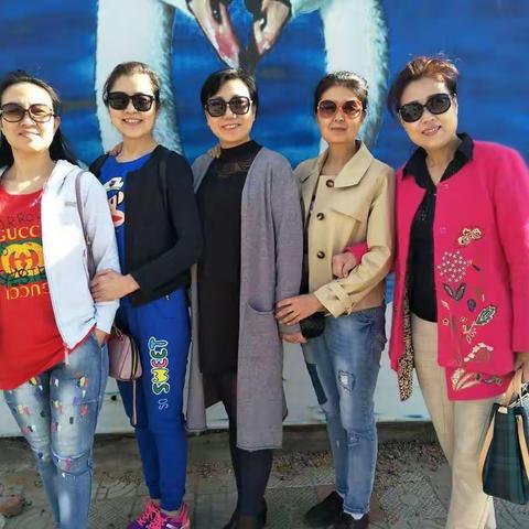 快乐相伴俏人生