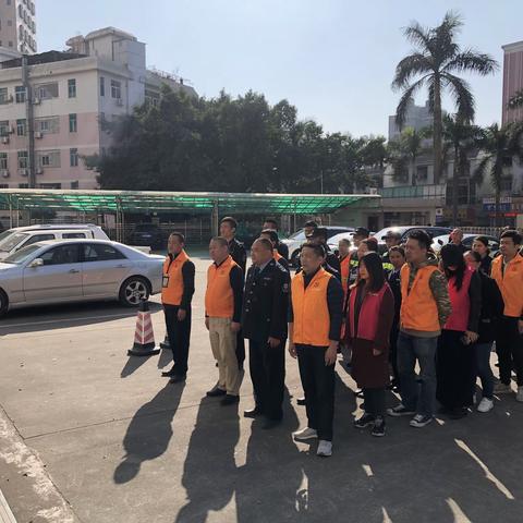 美化环境 清洁家园——上芬社区开展“环境清洁日”活动