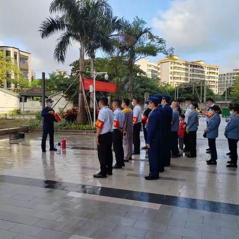 消防演练，防患未“燃”--龙昆南专职消防救援站积极推动社会单位开展消防培训演练