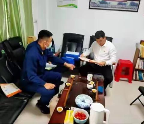 消防宣传进社区,共筑消防安全线