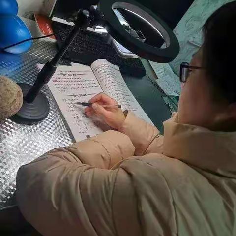 经受岁月洗礼，沉淀最美芳华——记西向中心小学李迎利老师