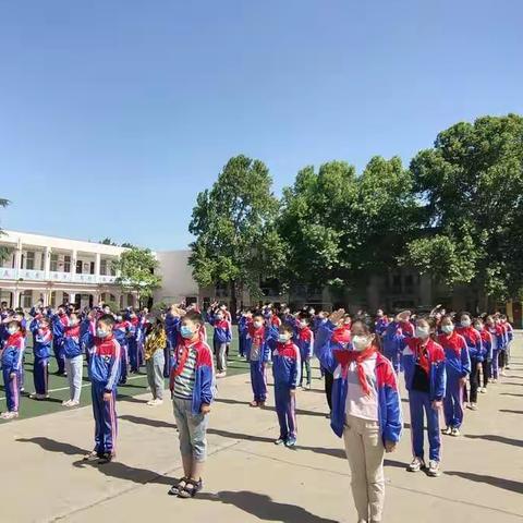 义马市第三小学召开网课表彰大会