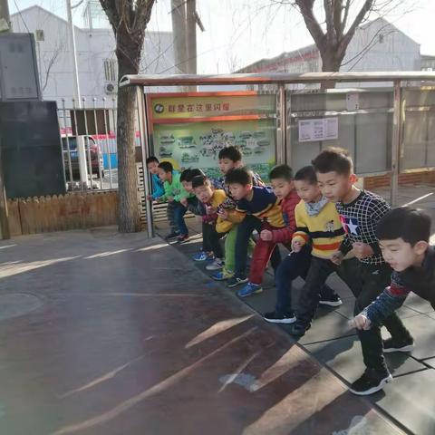 回龙观中心小学冬季校园长跑比赛