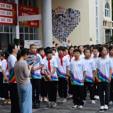 不负青春挥洒汗水，磨练意志书写华章——实验初一习惯养成