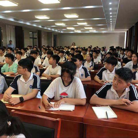 【责任颍川】“五老”宣讲进校园，红色精神代代传——长葛市颍川路学校开展党史学习教育