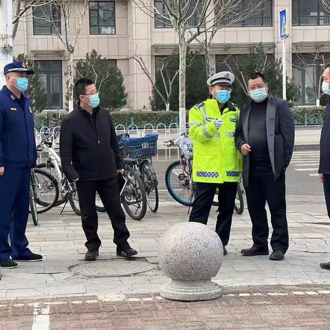 打通“生命通道”——高新区管委会副主任武昌明带队开展消防车通道专项检查