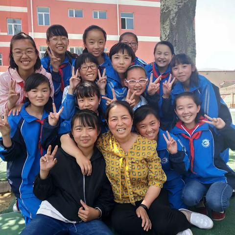 丰富的校园生活（副本）