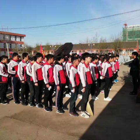 缅怀先烈畅想青春！双山子初级中学清明节为高思际烈士扫墓活动