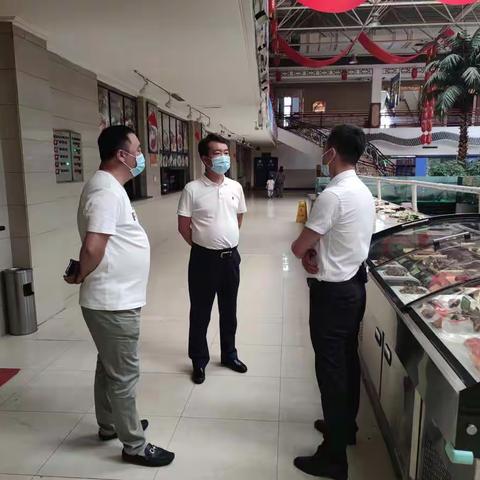 顺城区商务局督导检查商贸流通领域企业安全生产工作