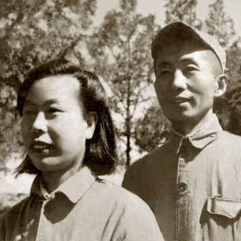 《百年母亲》