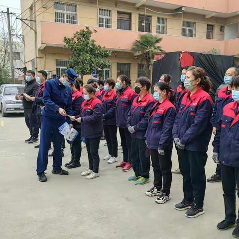 检查+演练 拧紧企业“安全阀”