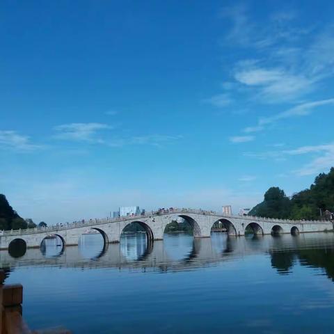 安顺虹山湖初秋