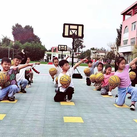 快乐奔跑 运动拍球——竹贤幼儿特色课