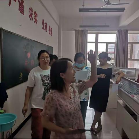 文明办公环境，你我共同营造——库尔勒市第七小学校开展办公室卫生检查活动