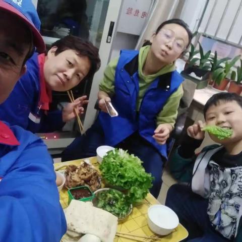 “袖珍站”中的夫妻站