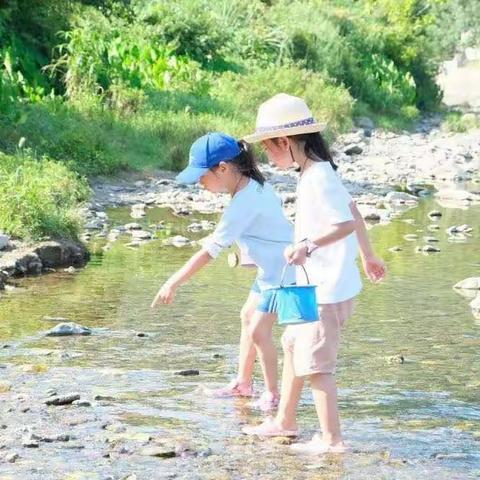 【百年京彩研学游】五天四夜主题夏令营，畅游首都北京，开启一场探秘百年名校，传承红色基因的游学之旅