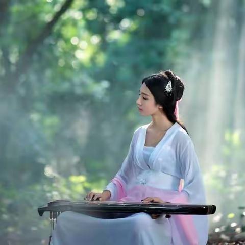 【现代微诗习作三首】 杏花雨