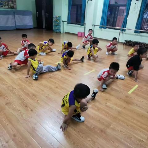 月亮C班 🏀快乐篮球15