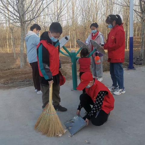 弘扬雷锋精神 做新时代好少年—伍畔小学学雷锋主题活动