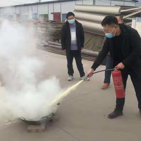 消防常识永不忘，遇到火情不惊慌——河北太行项目部组织消防应急演练