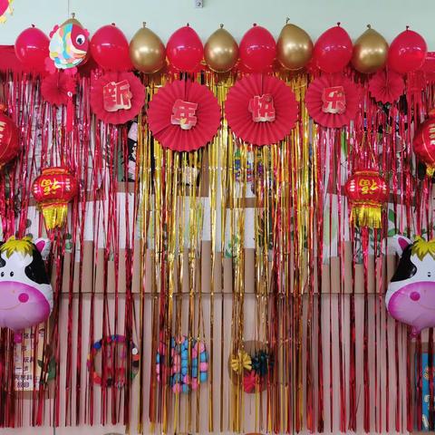 童心飞扬 喜迎元旦，        小三班新年联欢会