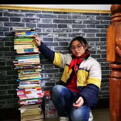 故书不厌百回读，熟读深思子自知。“同沐书香——阅读分享”五(13)班阅读分享秀！