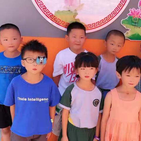 “用心陪伴，快乐启程”