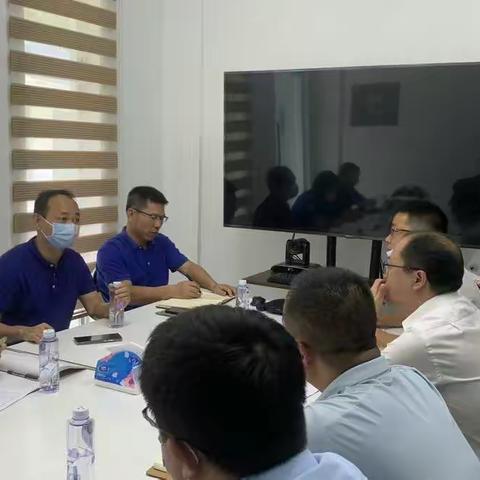 深圳市公园管理中心谢良生副主任召开地铁13号线深圳湾口岸站临时占用深圳湾公园绿地事宜调研会