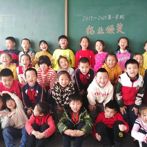 用爱迎接春天——红旗小学一年级2班