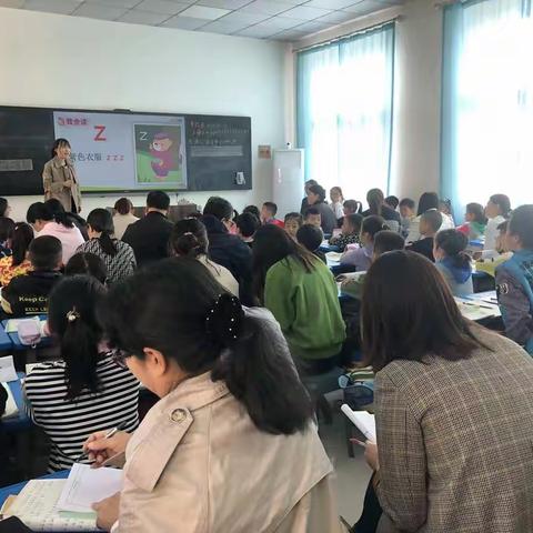 新教师芳华初绽，展示课促进成长——记三屯小学新教师暨新转科教师教研活动