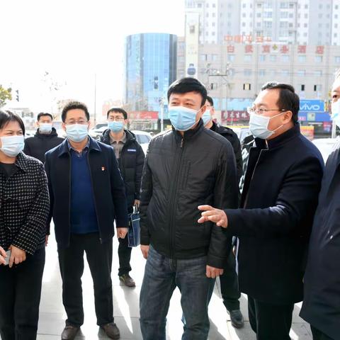 县委书记张献宇暗访督导疫情防控责任落实情况
