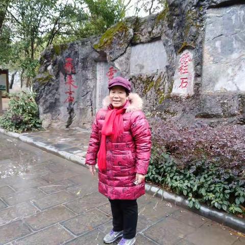 游上下千年景，品纵横历史魂一一桂林灵渠游