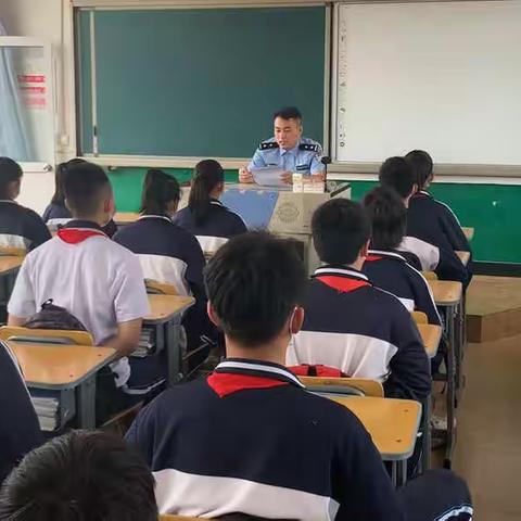 法治课堂进校园 普法教育助成长——白涧镇初级中学法治报告会