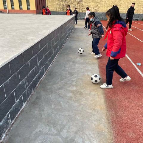 殷都区正心小学足球社团