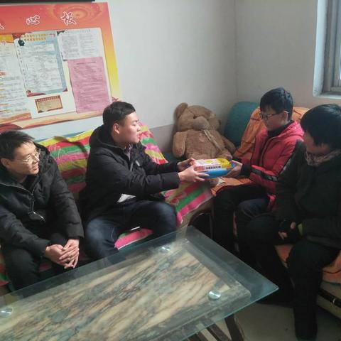 【扶贫济困靠大家，温暖人心你我他】长葛市十二中教师下乡进行教育扶贫