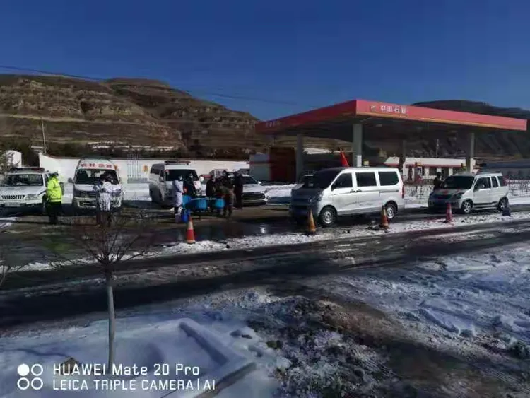 疫情就是命令，防控就是责任！对抗疫情，兴县民兵综合救援排（兴县蓝天救援队）在行动！