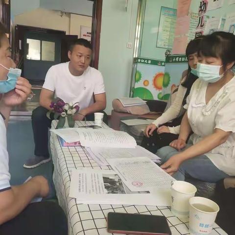 华州区瓜坡镇小博士幼儿园迎接区资助检查纪实