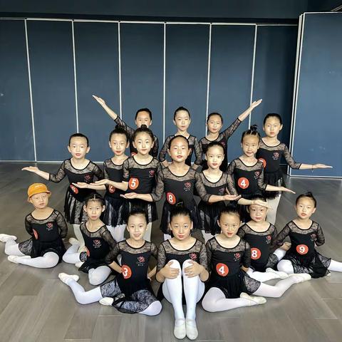 周艺凡的暑假生活