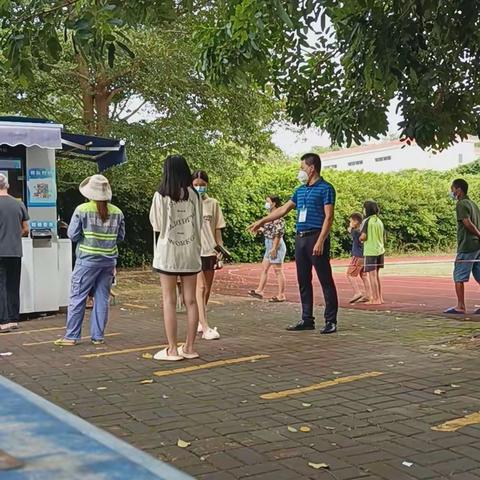 【党建1314·跟党走】“众志成城 共克时艰”—落笔大社区坚守抗疫战线（五十）
