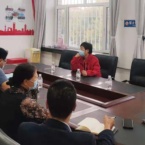 区包保领导刘长美下沉庆新街道督导检查疫情防控工作