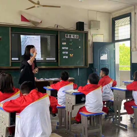 “双”叶红于二月花，看图写话有妙招——记石桥完小二年级语文公开课