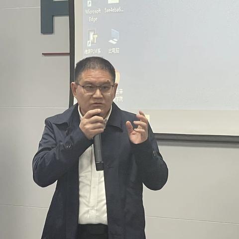 金华市经信局赴金东区企业开展“未来工厂”建设培训会