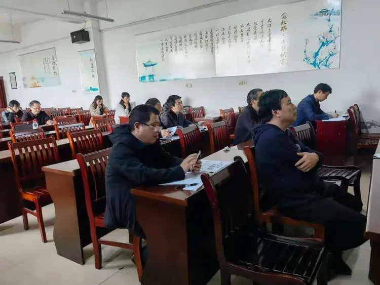 祝贺||丰城二中罗贤艳老师荣获丰城市初中党史优质课竞赛决赛一等奖