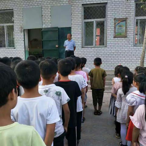 张村完小，新学期安全周美篇